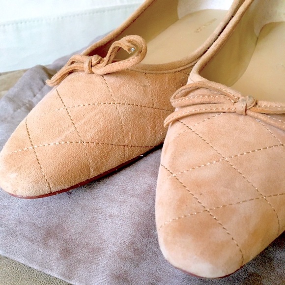 ANN TAYLOR Beige Tan Suede Ballet Flats 9 - Picture 3 of 8